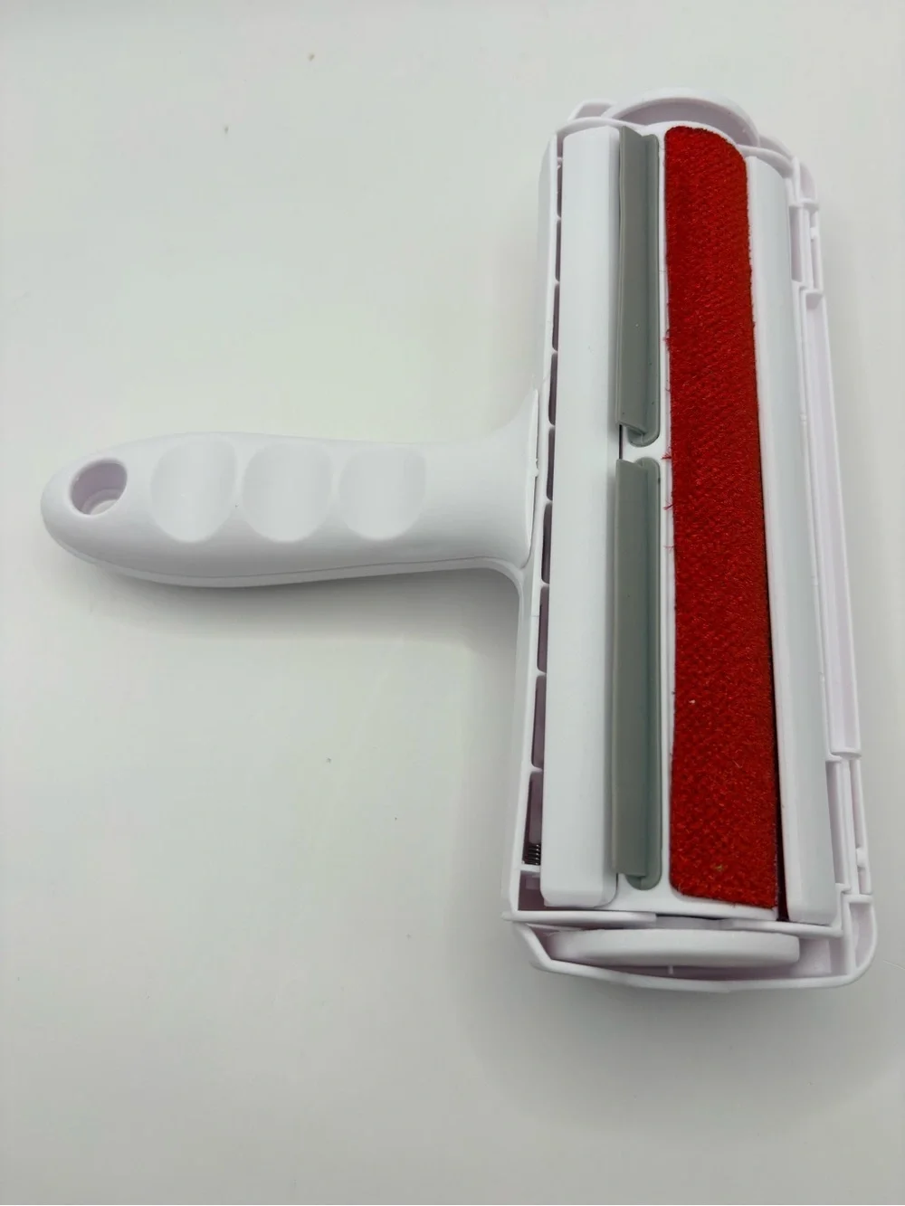 Pet Fur ROLLER / Remover REUSABLE 7.5” inches USE IN BED SOFA CAR